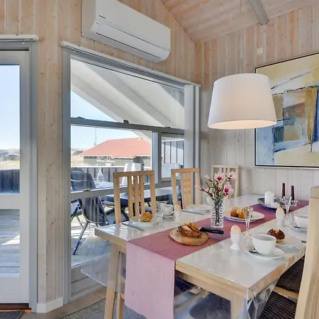 Durita - 600m To The Fjord By Interhome Feriehus Havrvig