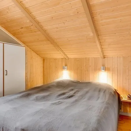 Durita - 600m To The Fjord By Interhome